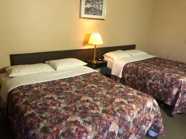 Parkwood Motor Inn Sundre Dış mekan fotoğraf