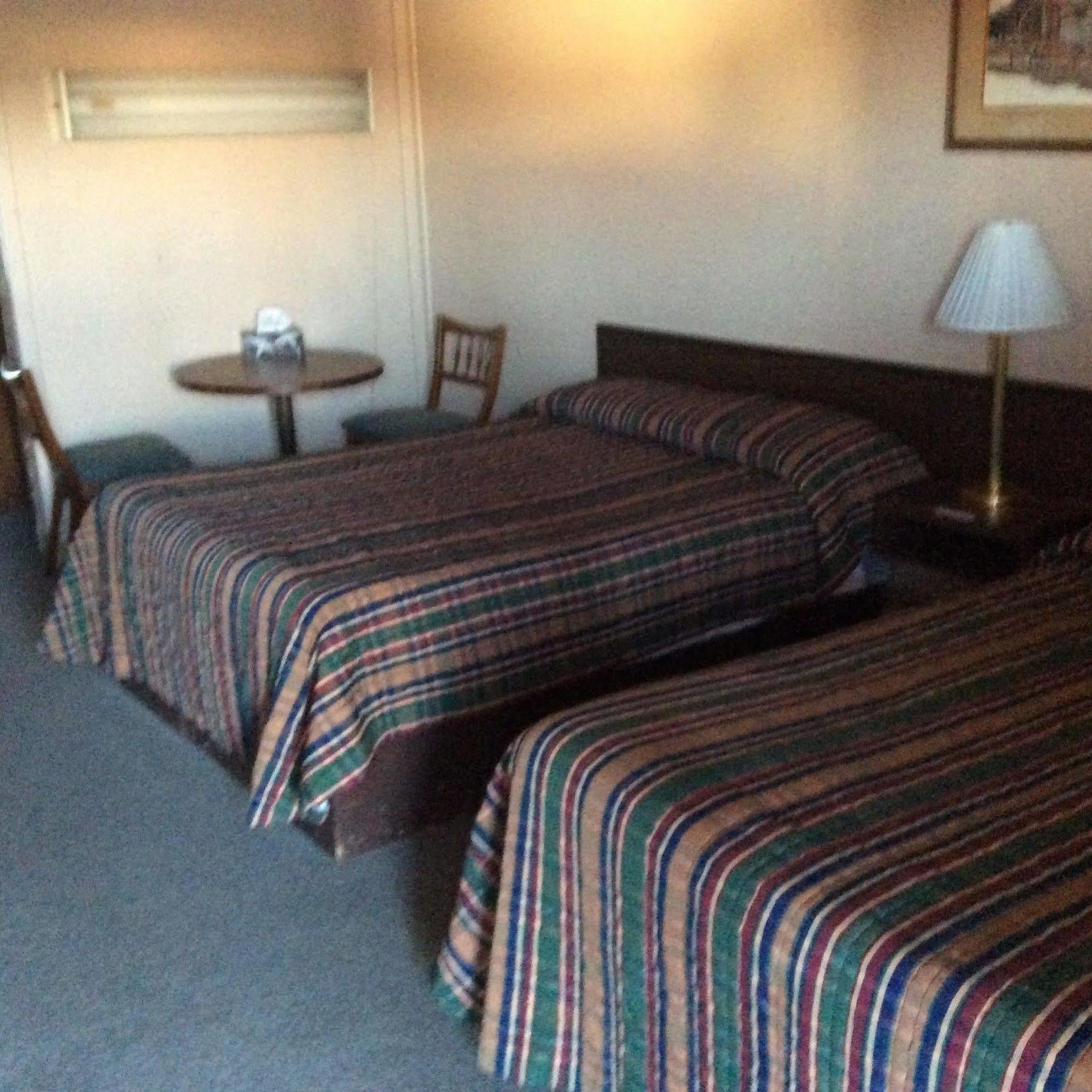 Parkwood Motor Inn Sundre Dış mekan fotoğraf